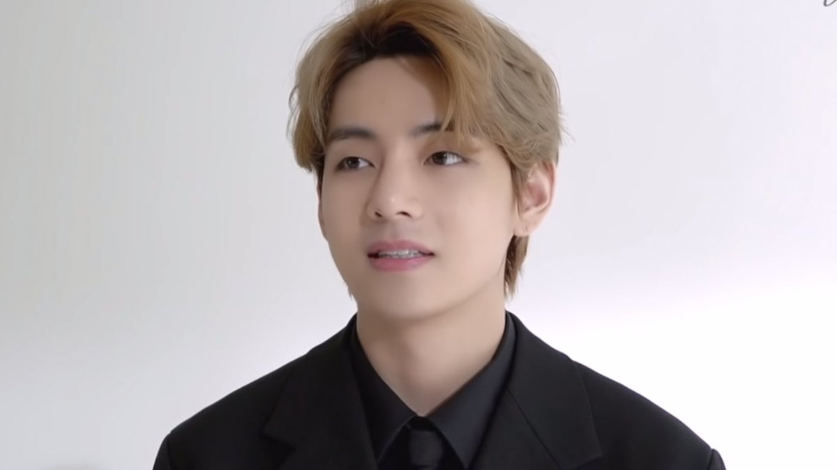 archivefortae's tweet image. KIM TAEHYUNG IS SO FINE