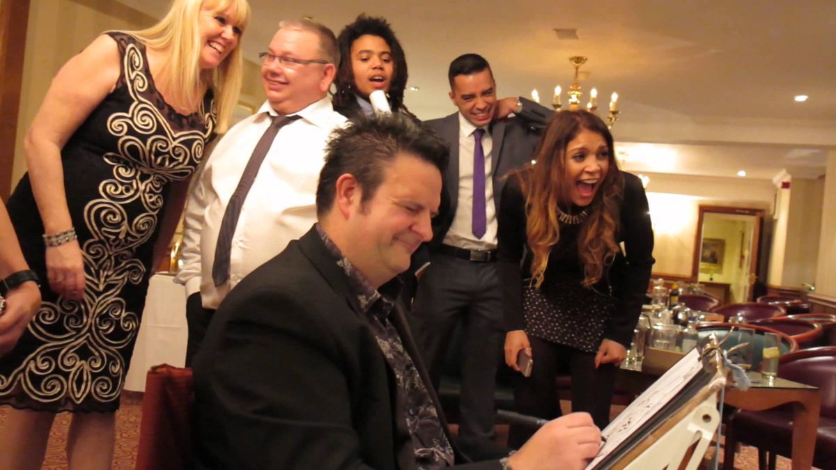 I miss drawing live at events so much.. It`s like an addiction that fills me with excitement, I guess it’s the same for other entertainers