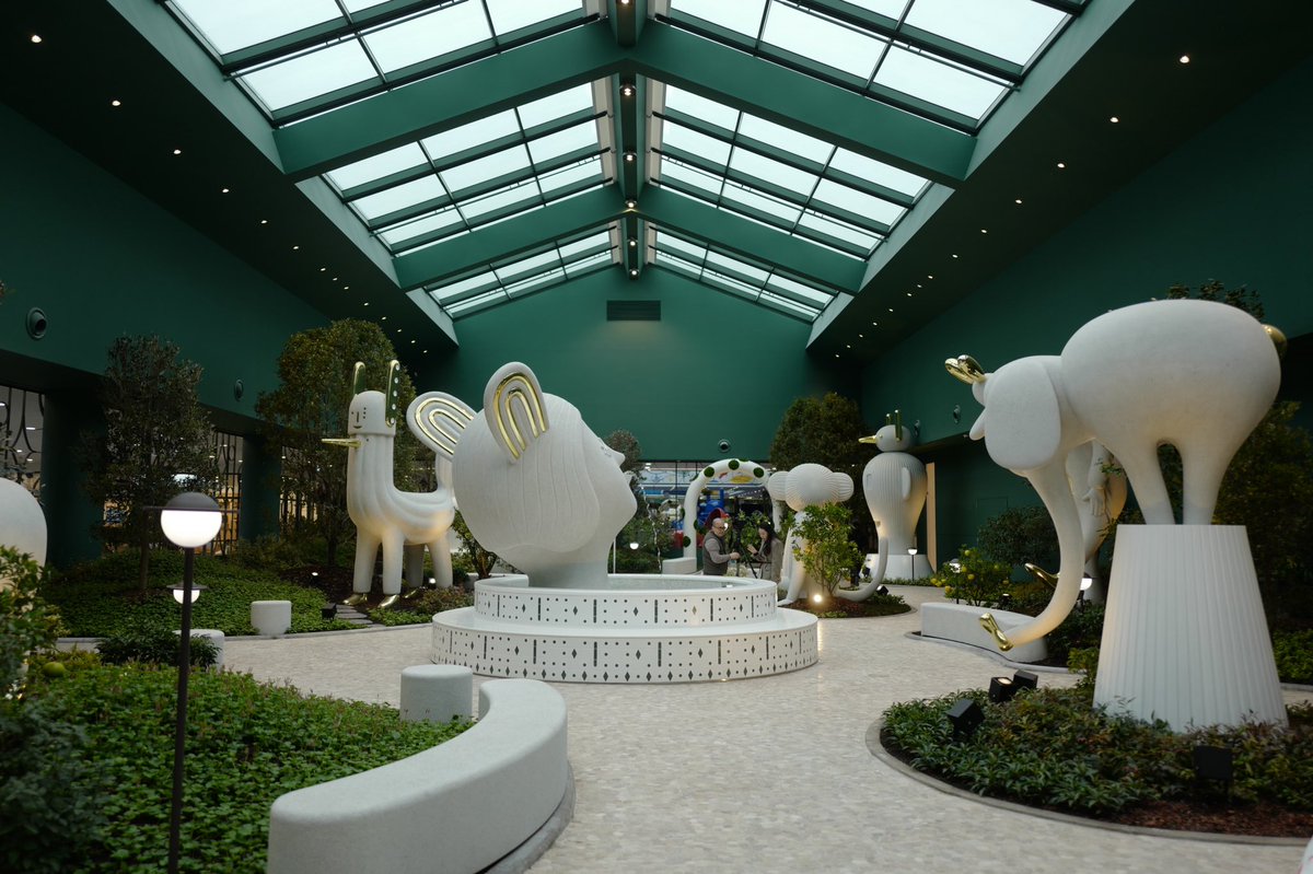 Miel_Jade's tweet photo. Moka garden #space1 #Jaimehayon https://t.co/xxE62WF3im