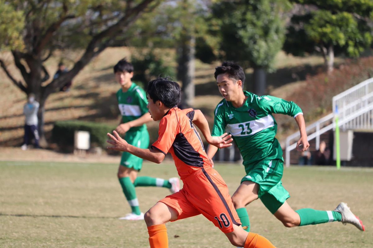 マツダスポーツ 高田店 決算sale実施中 Ar Twitter 第99回全国高校サッカー選手権奈良大会 速報 本日行われた準々決勝の結果と試合のダイジェスト写真になります 11 1準決勝 橿原公苑陸上競技場 第一試合10 00 五條