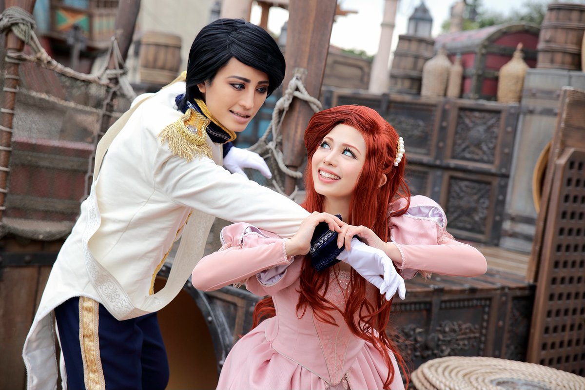 【Dハロ】アリエル&エリック　コスプレ アリエルとエリックの夢のコスプレ体験 | TikTok