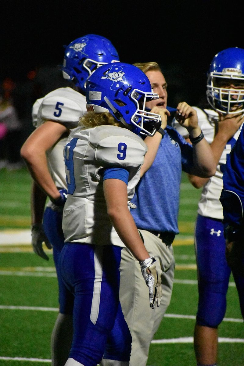Our own #9 could use a lot of prayers right now as he was involved in a serious vehicle accident early this morning. Prayers for Hunter 🙏🏻