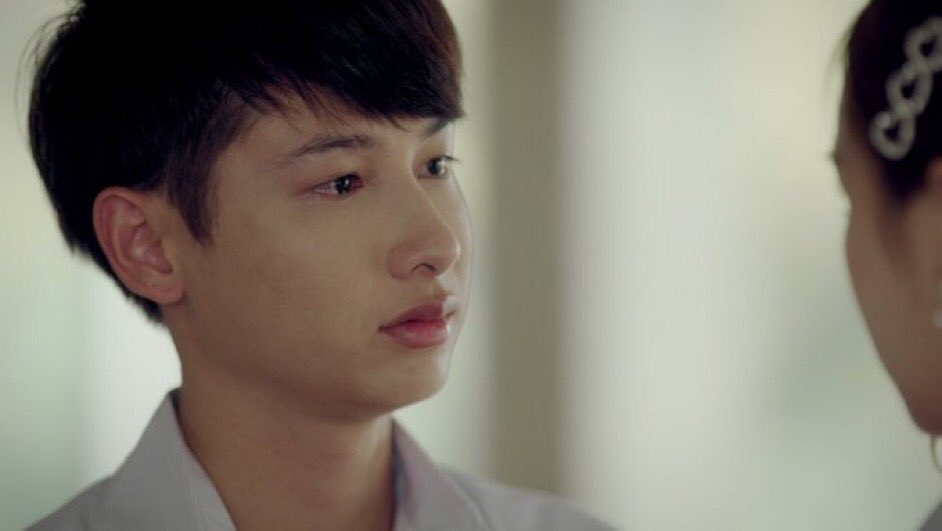gunnatouch's tweet photo. Gun Atthaphan is superb period💚
#GiftedGraduationEP9 https://t.co/jkQd0dsrIF