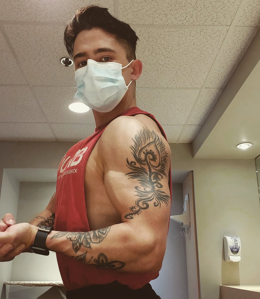 MisThy từ streamer bẻ lái mạnh sang tattooer #34 MisThy từ streamer bẻ lái mạnh sang tattooer