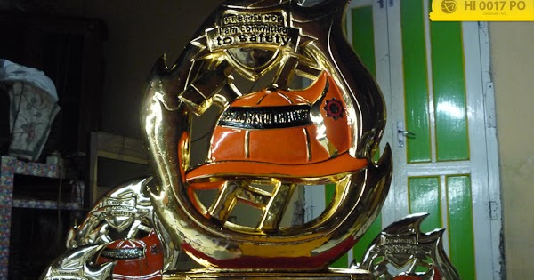 Piala Chrome Emas - HI 0017 PO dlvr.it/Rkmf5Z