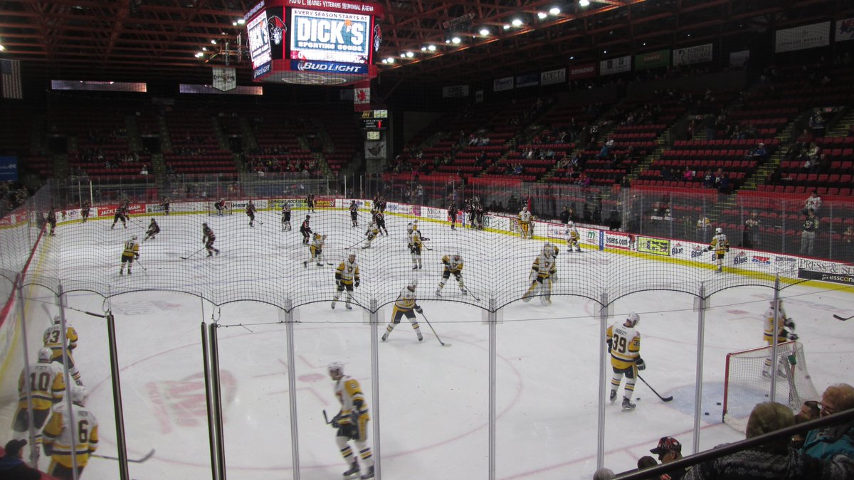 17. Broome County Arena, Binghamton, NY. Home of the  @BingDevils & former home to the Binghamton Senators. This unattractive concrete behemoth isn't one of the most attractive arenas you'll find. Due for some much needed renovations. It will be interesting to see what they do.