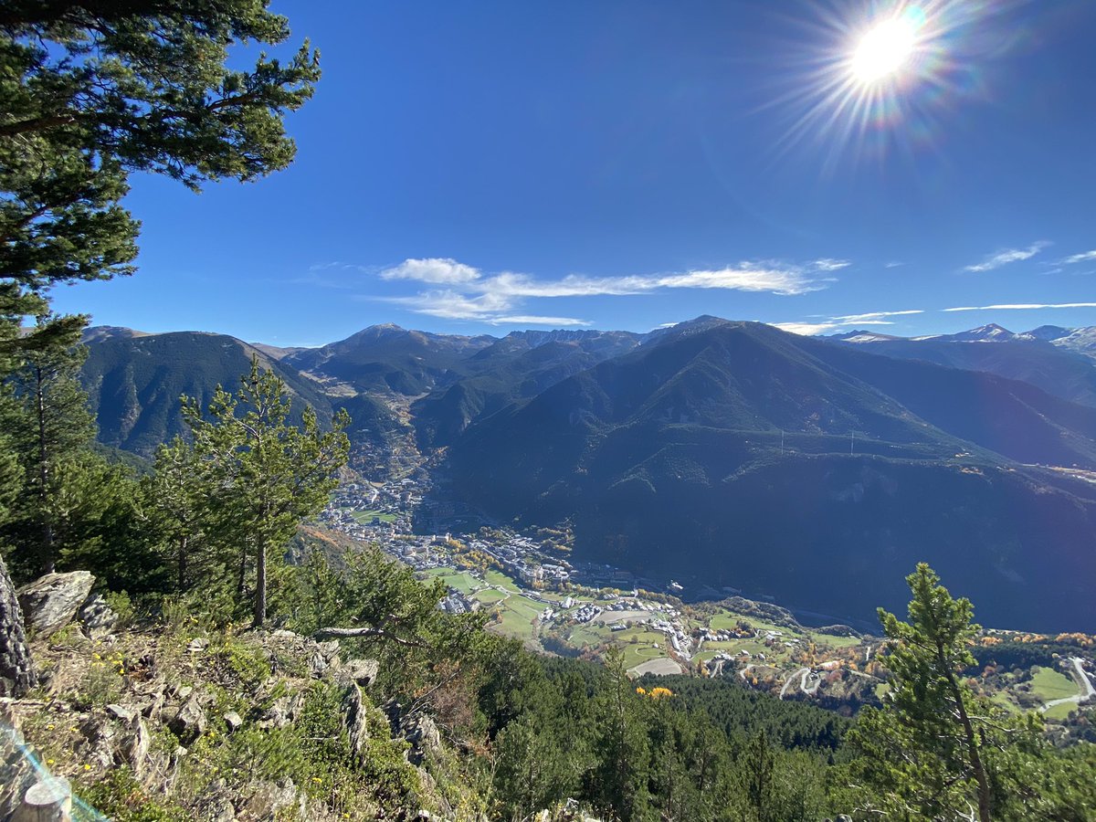 Alves22Nanda's tweet photo. 🍂 domingo 🍂
- #encamp
- #beixalis
- #picdepaderm
- #tombdelesneres
- #colldordino
- #mereig
- #meritxell y encamp
#mountains https://t.co/bkZG6vF6p3