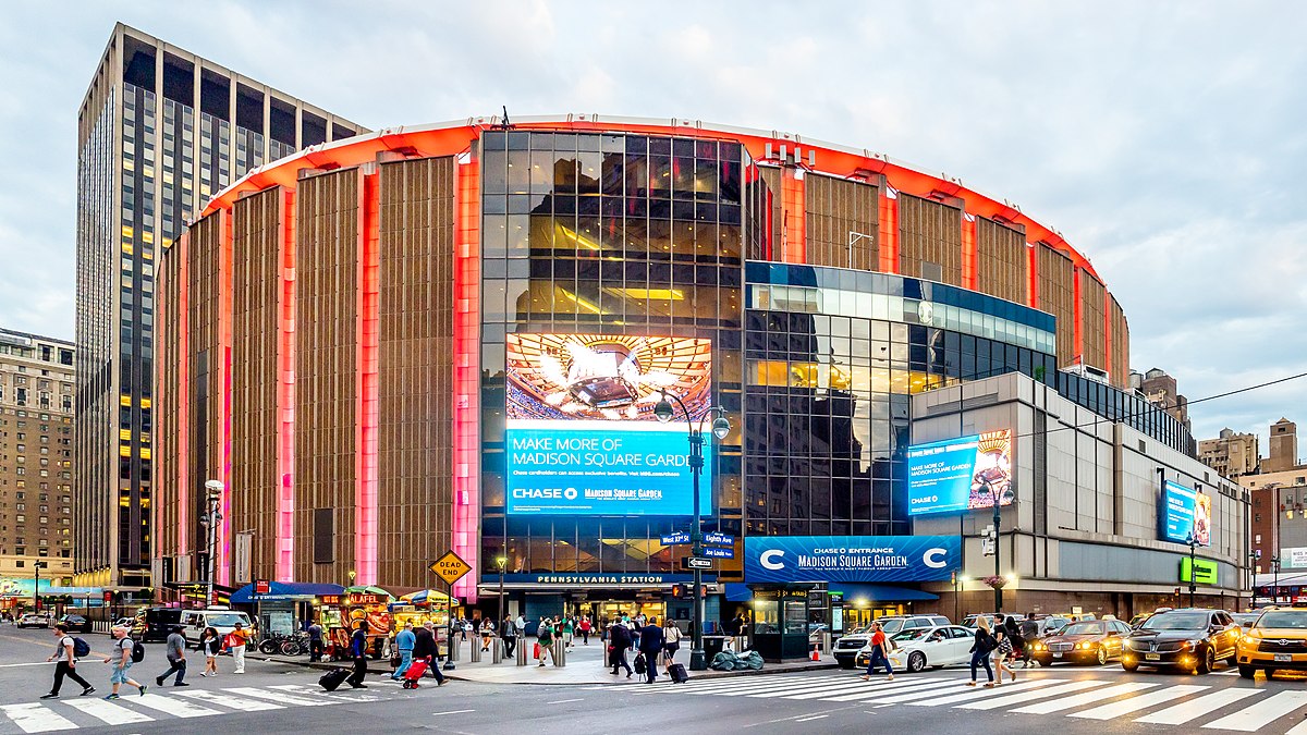 21. Madison Square Garden, New York, NY. Home of the  @Rangers. Can't compete with the downtown Manhattan location, but that makes access and price a couple of serious negatives. Haven't been here in a while, need to revisit as I was underwhelmed by the "world's most famous arena"