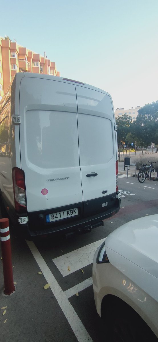 inCBisme's tweet photo. Noto que havia fet poca cosa. Després de 5 Min buscant a la motxilla finalment l he trobat ;)
#BICIBCN https://t.co/yVPHKBjHpr
