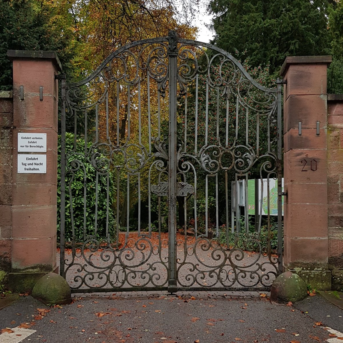 All Saints Day here in the Catholic South of Germany. A bank holiday where people visit family graves. So I went to the Bergfriedhof in Heidelberg and did a tour of notable chemists. If anybody is interested I can take you on a quick tour starting at a side entrance.