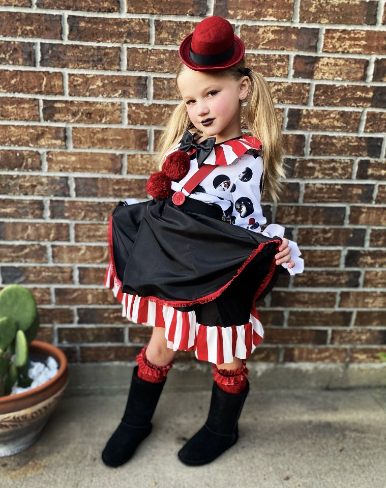 apeeecole's tweet photo. my girl💖
#Halloween2020 https://t.co/YY2Ct1snQZ