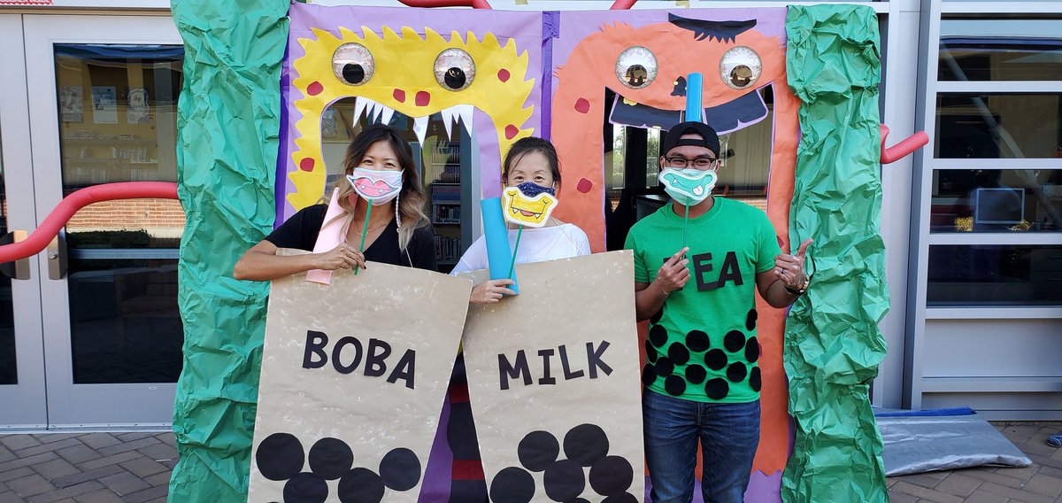 Happy Halloween from the LW Kinder Team! (missing <a href="/mrsyullee/">mrsyullee</a>) @LongleyWayPta @longleywaylions <a href="/ArcadiaUnified/">Arcadia Unified</a>