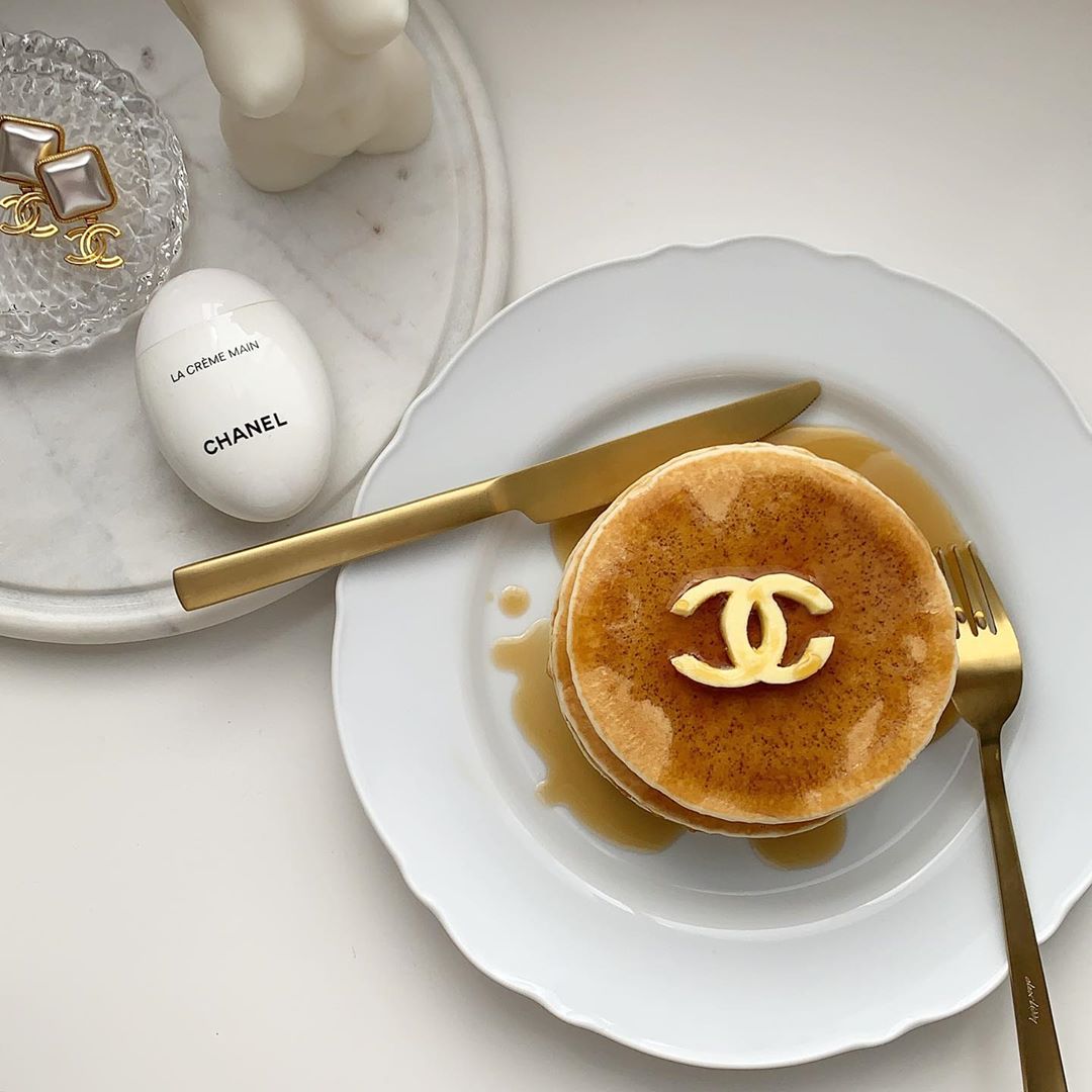 welove_sneakers's tweet photo. Pancakes Time 🥞 https://t.co/BN8lk0KMyV