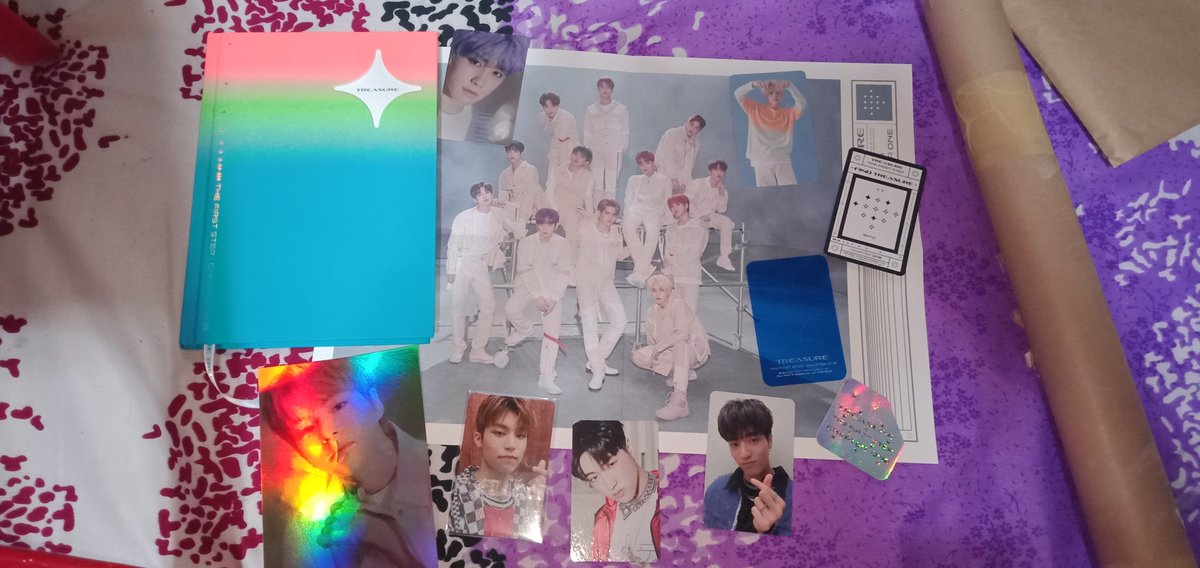 Marniepark07's tweet photo. Just got mine last Friday🥰 Thank you po💗
#TreasureChapterOne #Treasure @EnhypenOU https://t.co/Elz8AlfXXh