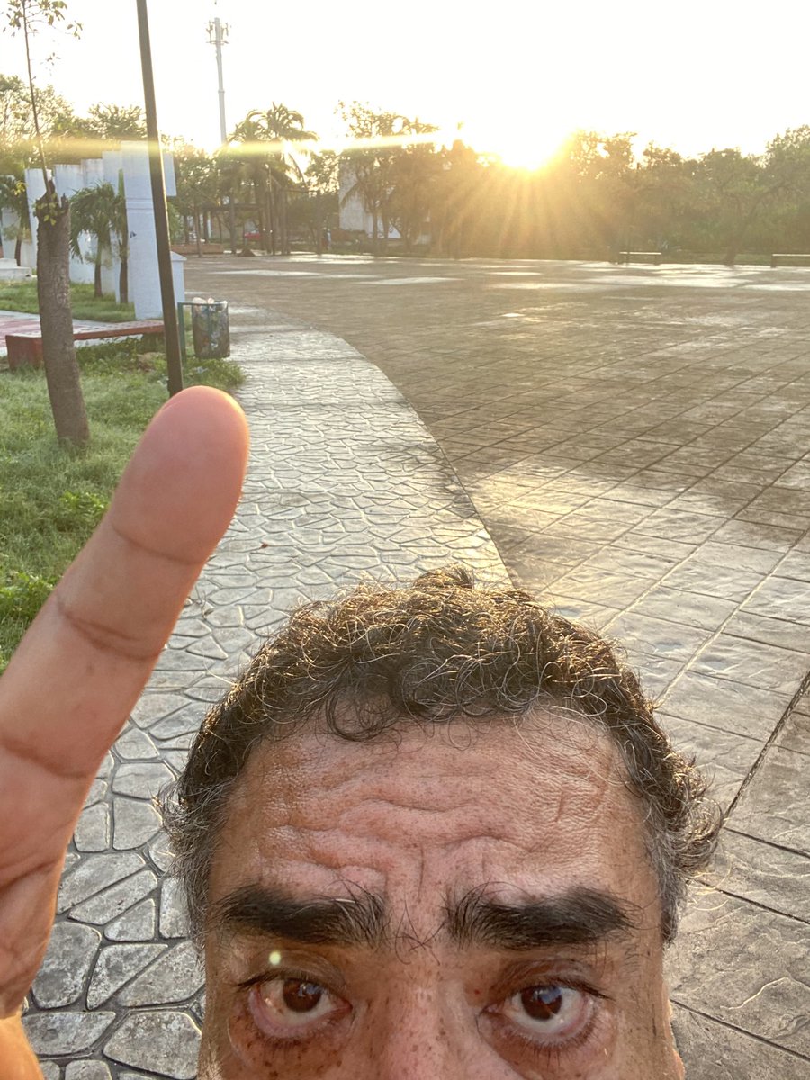 ToledoChano's tweet photo. Bendecido día Dios guarde a todos los bebés del mundo que no están conosotros https://t.co/yRsKZYhuCw