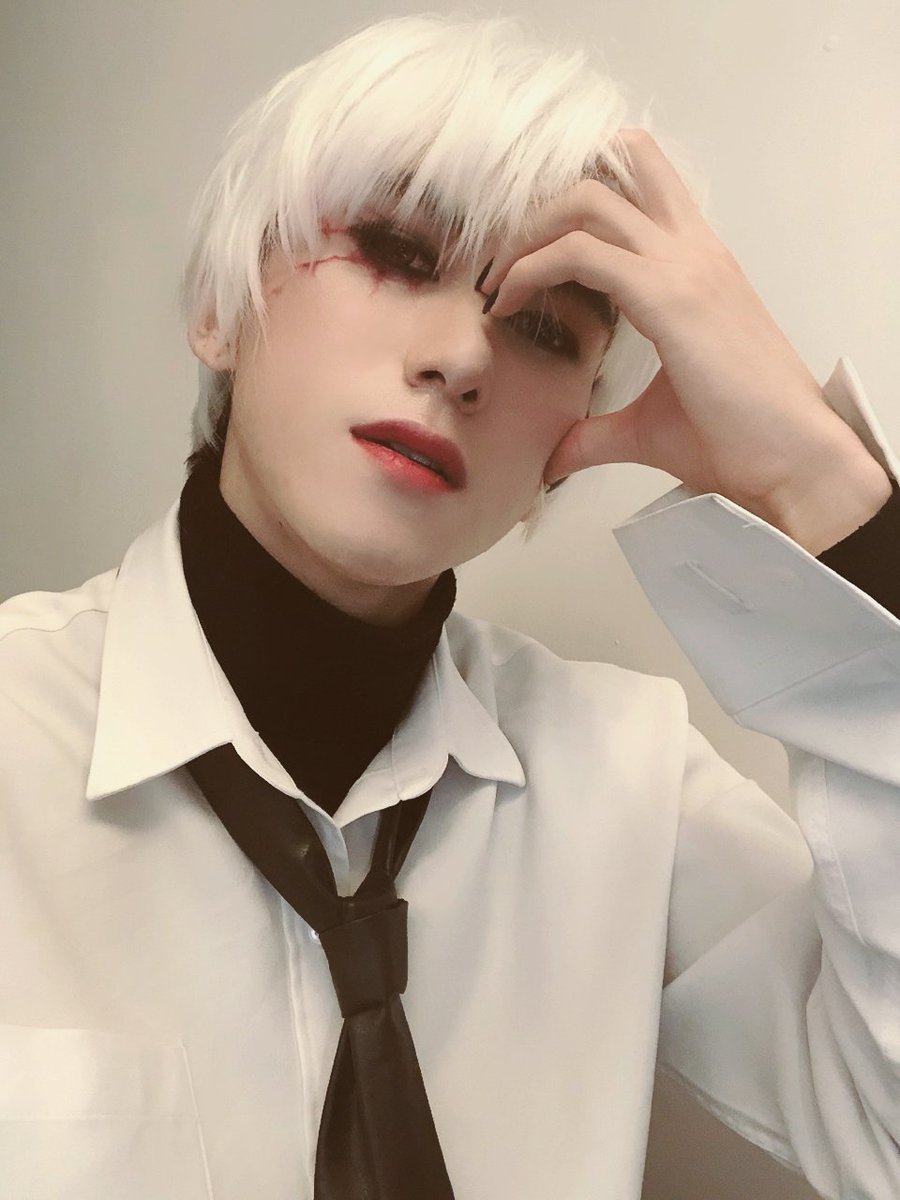 TARGET7_K's tweet photo. #로이 HAPPY HALLOWEEN 🎃 
즐거운 할로윈 코스프레 였습니다~!!

#할로윈 #도쿄구울 #카네키 #코스프레
#ハロウィン #東京喰種 #金木研

더 많은 사진은 Instagram  trgt_roi https://t.co/hMBsLWqmxk