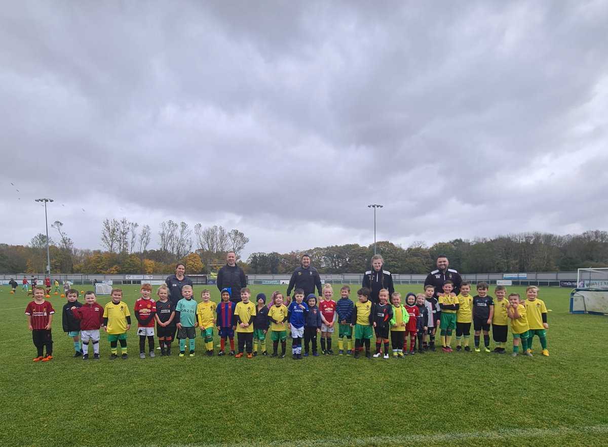 JuniorLinnets's tweet photo. We are still unsure how the latest restrictions are going to impact grassroots football. It's likely we are going to have to stop for four weeks. So today at the akidamey we ensured we enjoyed every moment. ππ
#LinnetsJFC #akidamey #GrassRoots #littlelinnets #biglinnets https://t.co/QugnGekUfb