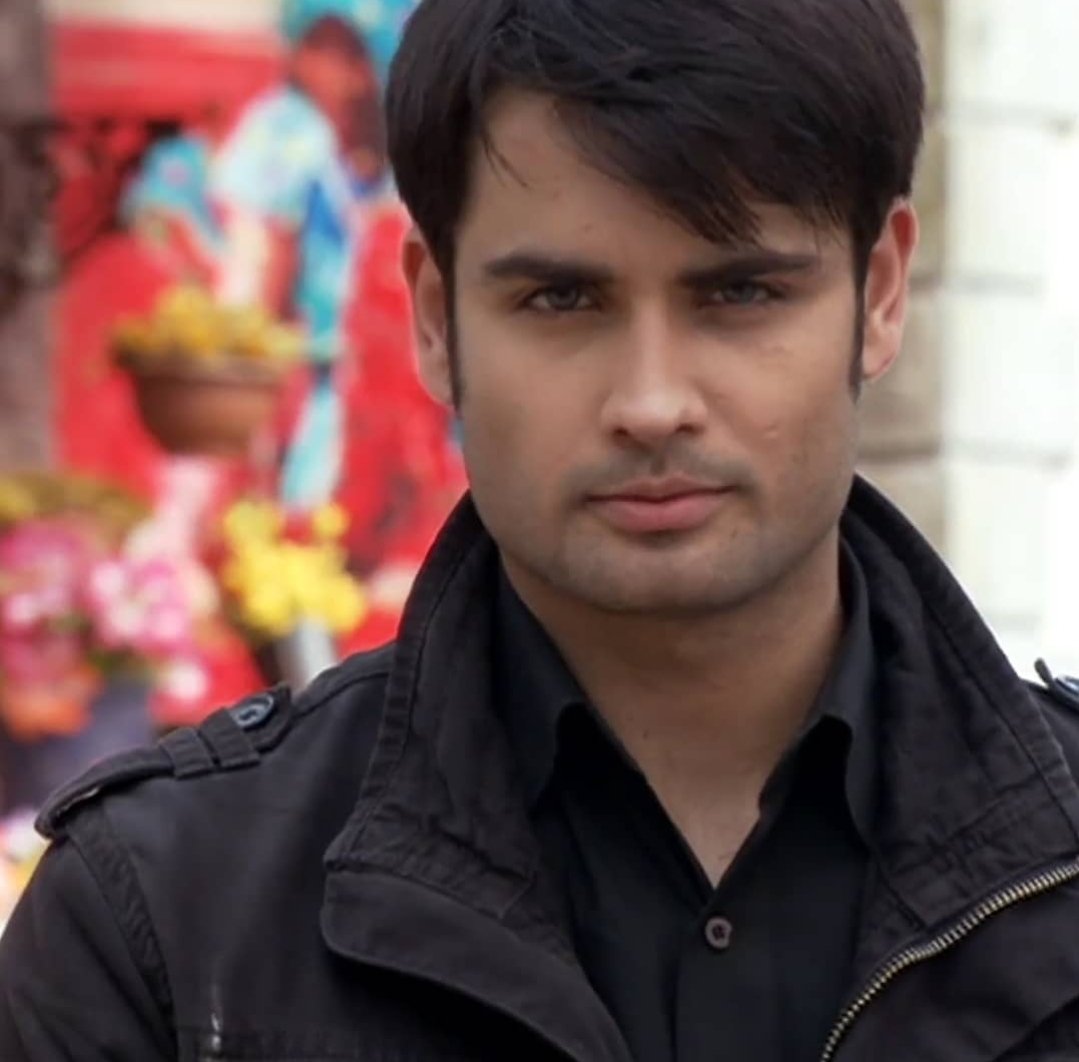 A Thread ~  #VivianDsena X 