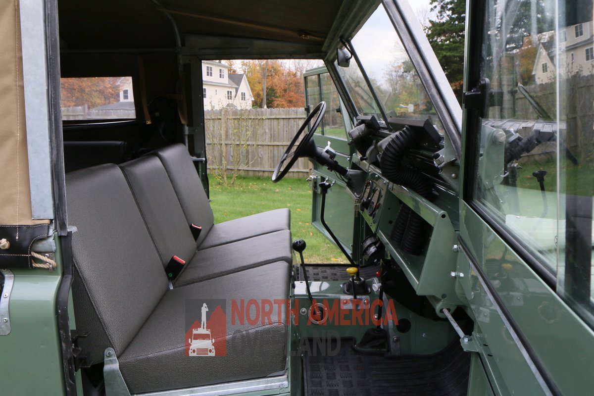 Interior of the 1965 Series IIA Land Rover

#LandRover #carinterior #seriesiia #Rovers #landy #cultcar