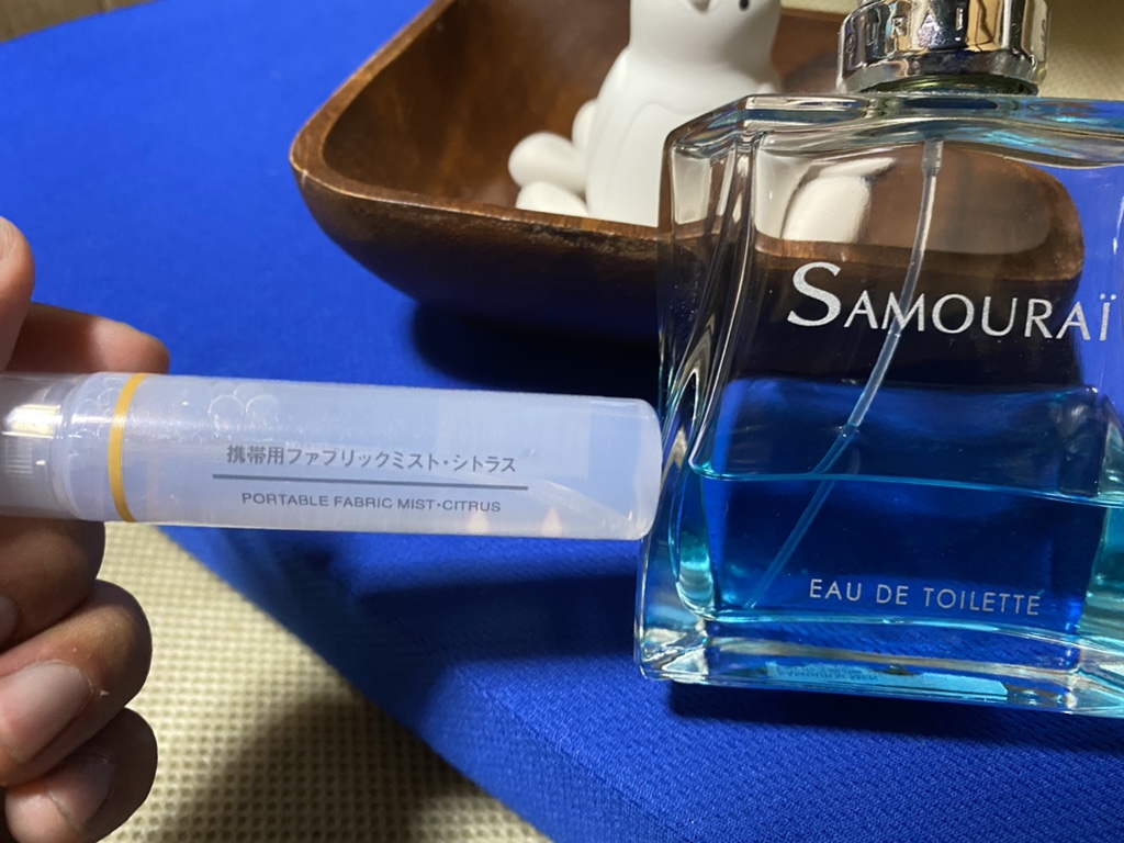 たっち ペンギン求めて全国回ってます 無印 で買った素焼きストーンをamazonで買った珪藻土のペンギンに組み合わせて そして香水やアロマオイル を少しかけると 良い匂いのする置物に 持ってるカモミールのアロマオイル使っても良かったんだけど