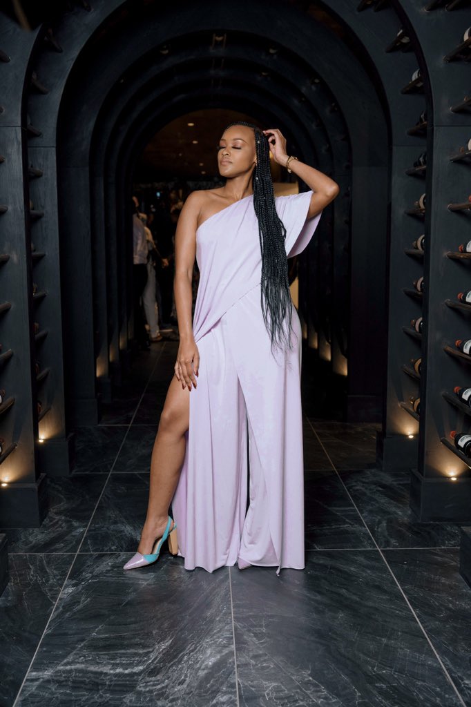 ThandoTsekiso's tweet photo. I love discovering new spots to wine & dine, and I can definitely assure you that @solo_sandton is going to become a top fav for many! Black owned and all that, love to see it π₯Itβs Official #WelcomeToSolo
πΈ: @_rtcstudios https://t.co/3lUIsLM5nh
