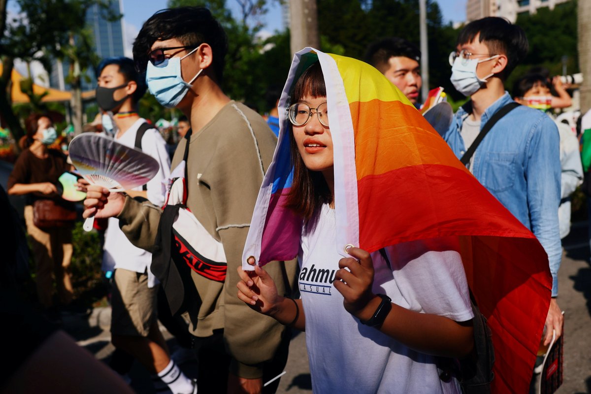 ajplus's tweet photo. Over 130,000 people gathered in Taiwan to celebrate equality in Asia’s biggest Pride march. People also celebrated the nation’s coronavirus success after the island went 203 days without a single locally transmitted case. https://t.co/Ri9mosPV9F
