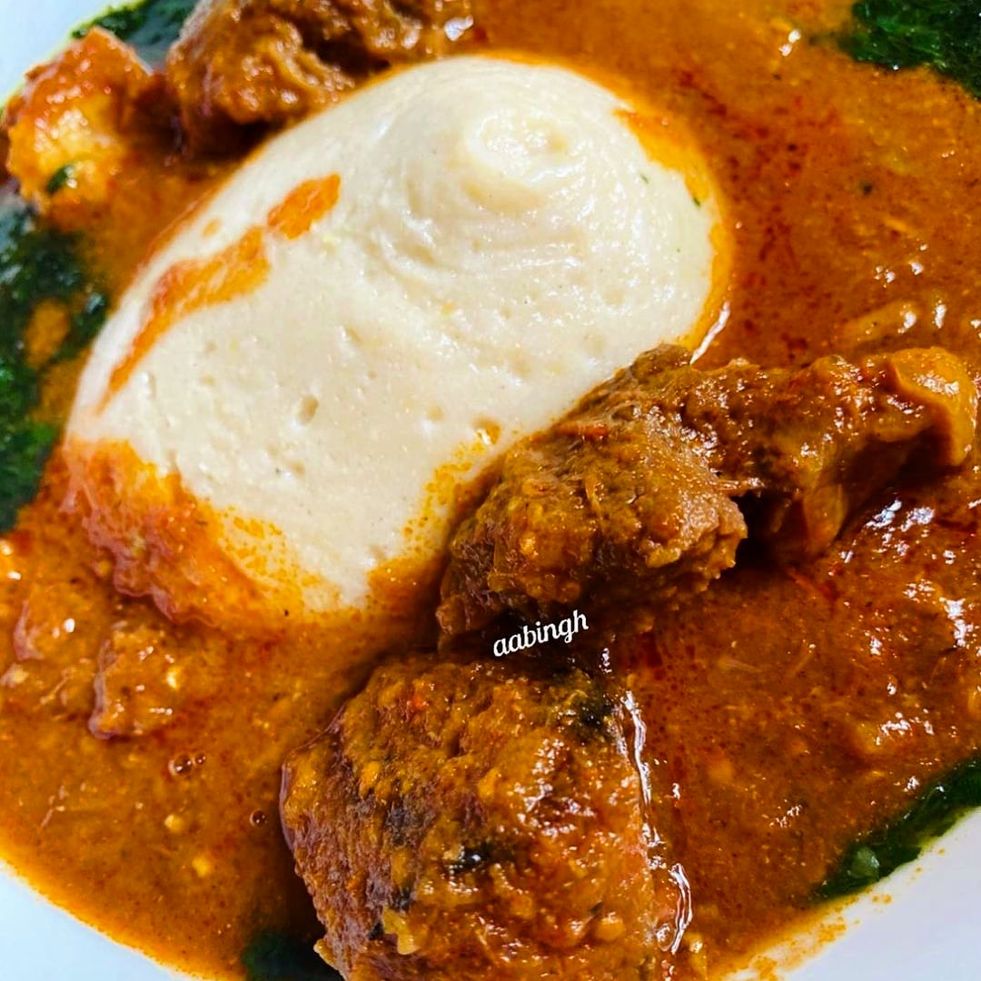ghanaianfoodnet's tweet photo. #TuoSunday is a local food trend of enjoying this northern Ghanaian delicacy, of boiled corn dough, spicy tomato sauce and #ayoyosoup, mostly on Sundays after social gatherings. #Tuozaafi
Food by @aabingh
#GhanaianFoodNetwork #GhanaianFood #WestAfricanFood #TwitterFood https://t.co/RjdHDQmPYk