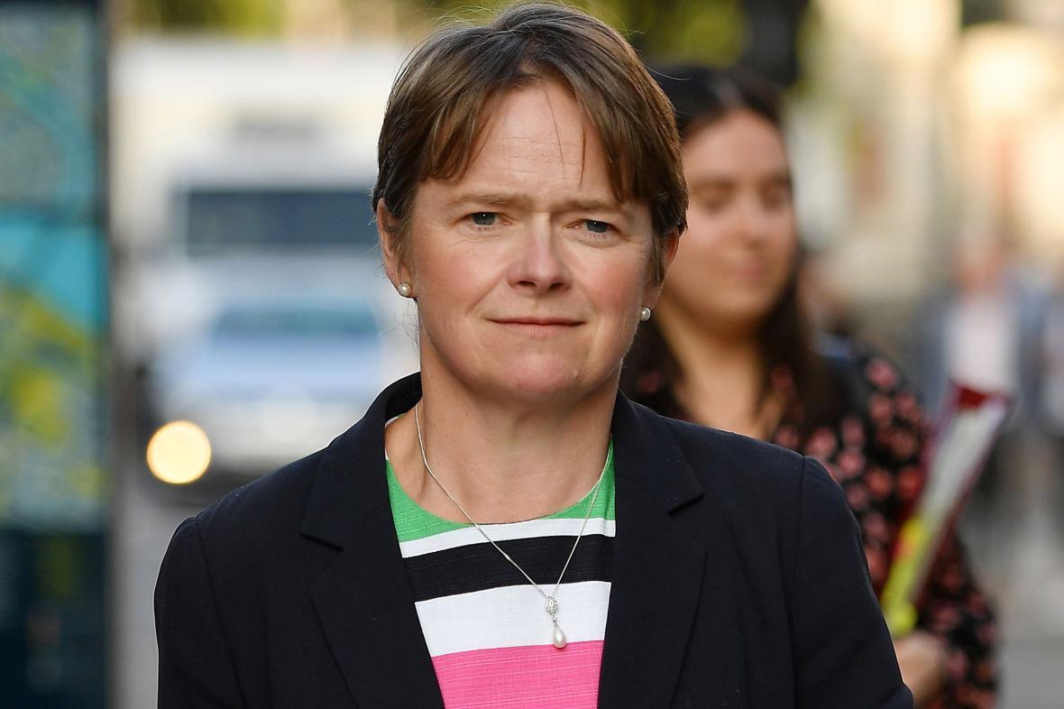 Thousands of potentially infectious people were not contacted by the NHS Covid app, developed under Baroness Dido Harding, because it was set at the wrong sensitivity. “Shockingly low” numbers of users had been sent warnings via the app  thetimes.co.uk/edition/news/s…