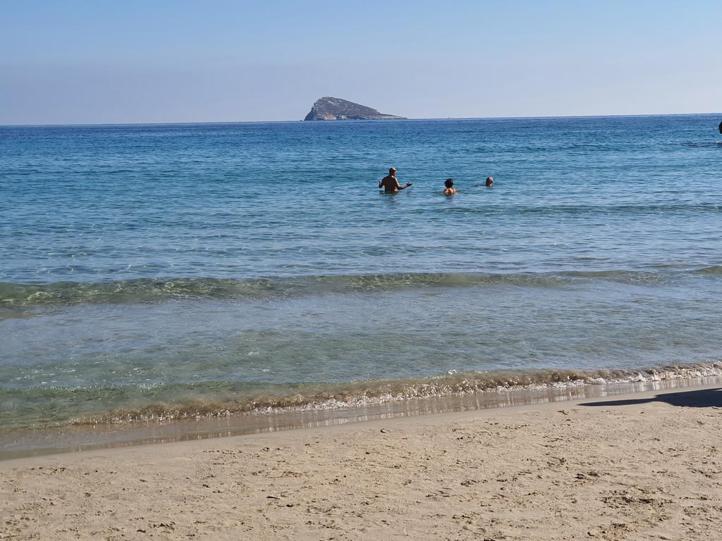 farena's tweet image. #Benidorm 1 de Noviembre, disfrutando de la playa y el mar.

Un paraiso increible
#BenidormNoSeCierra