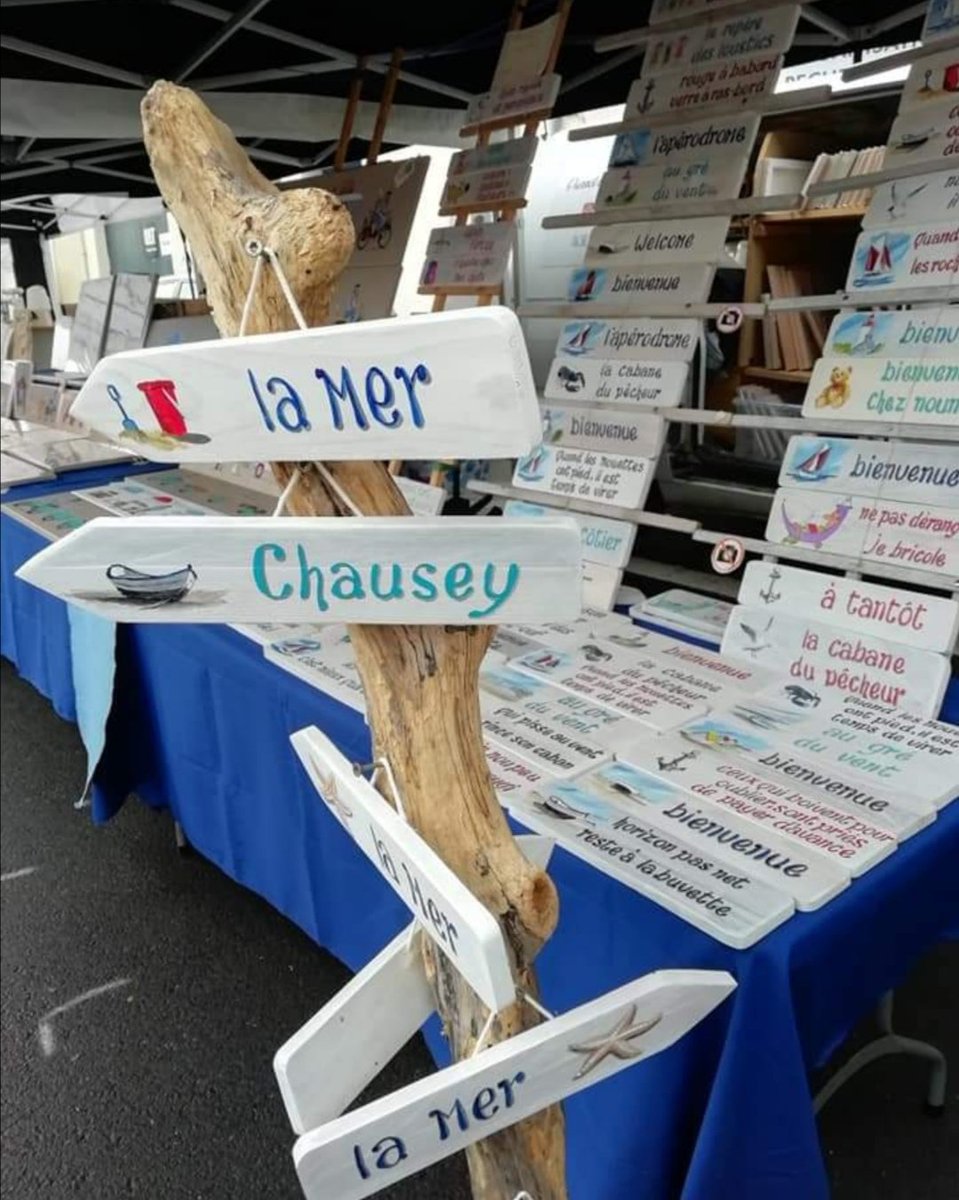 El_Floch's tweet image. Un MAX de RT SVP 🙏
Mon père est un artiste peintre normand et vie de sa passion depuis quelques années. Seul problème, le contexte actuel fait qu'il voit toutes ces foires et tout les marchés de Noël s'annuler qui sont ces principaux revenus, le mettant en mauvaise (1/3)