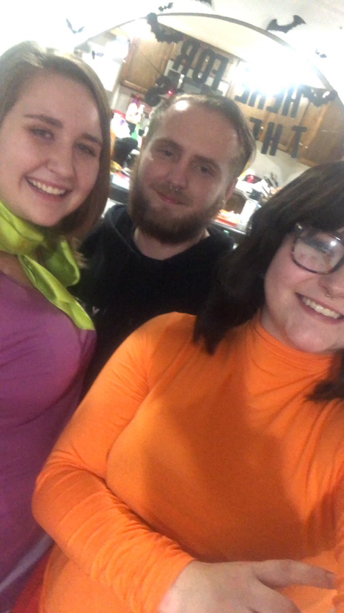 Ris3nG's tweet photo. Last night was a blast! Loved getting to see people in person again!

#Halloween2020 #Halloween #halloweencostume #HalloweenAtHome #31NightsOfHalloween #CovidHalloween #trickortreat https://t.co/mbQTIhhGVF