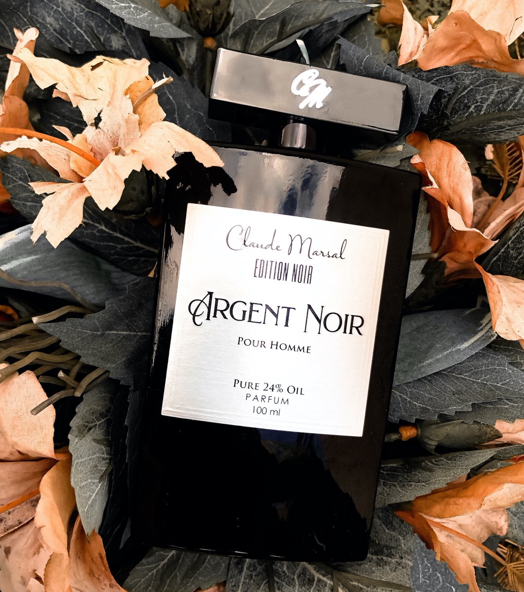 ClaudeMarsal's tweet photo. Daylight saving time has officially come to an end! 🌞
-
-
#daylightsaving #perfumes #fragrances #argentnoir #claudemarsal #nicheparfums #mensfragrance https://t.co/CpgcVJATJV