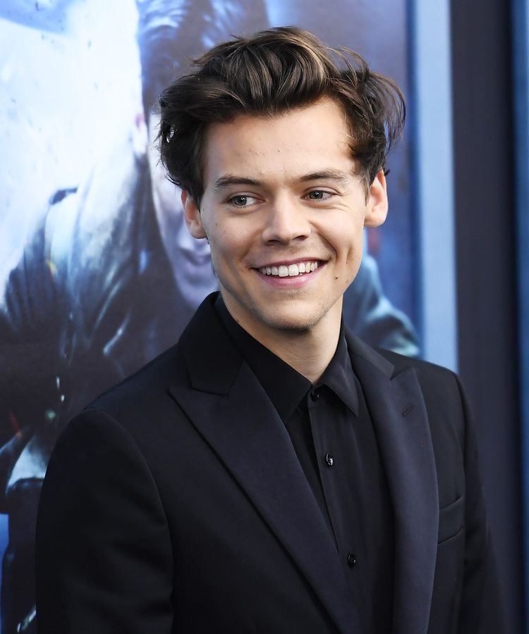 livscloud's tweet photo. frat boy or dunkirk harry?

I’m voting for Fine Line for Favorite Album - Pop/Rock at the #AMAs https://t.co/mXBWTSde6v