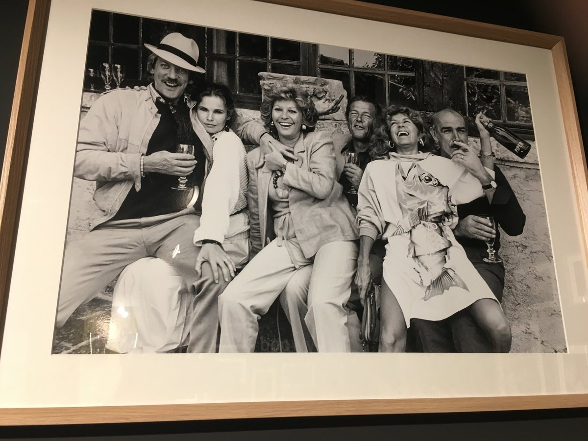 The legendary actor and one of my personal favourites, Sean Connery just passed away at the age of 90. That's a pretty good innings by all accounts! I came across this photo at the Piper Heidseck winery in Reims Champagne a couple of years ago and couldn't resist a click.