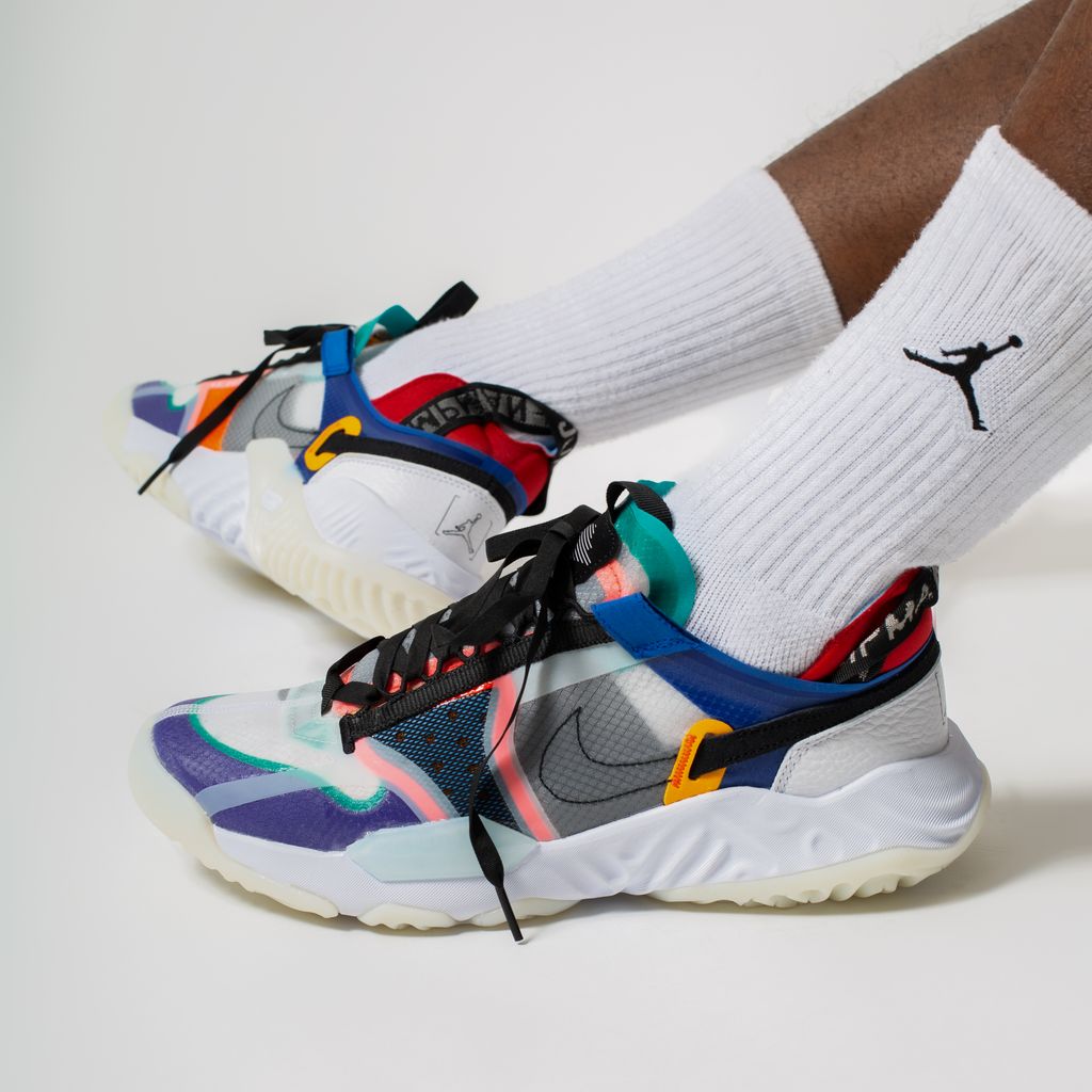 jordan delta breathe multicolor