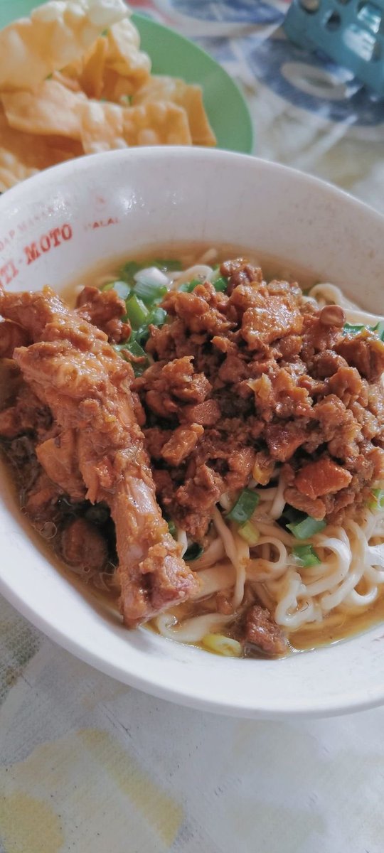 j , jodoh athu . . . mi ayam?>~<