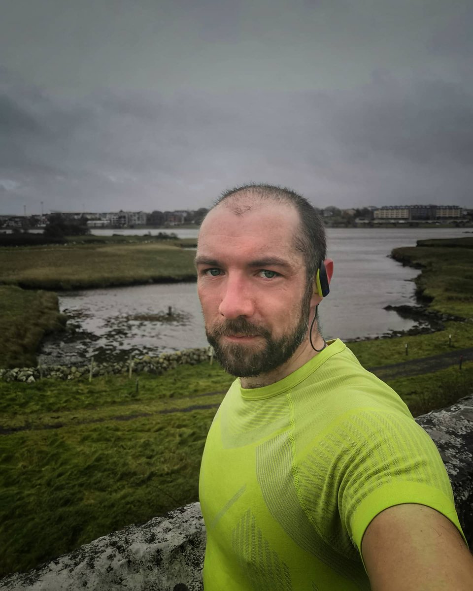 morroghmax's tweet image. 1st day of Winter and it&apos;s showing it🌬️🌧️ #SundayRun #nerdrun

Back in the warmth now with a coffee, watching @belowdeck, and waiting for brunch pancakes, cooked by @squidblubber #keeper