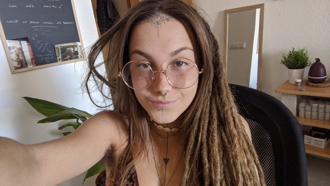 I want some love today 🥺 https://t.co/NMJHUl6J9Z