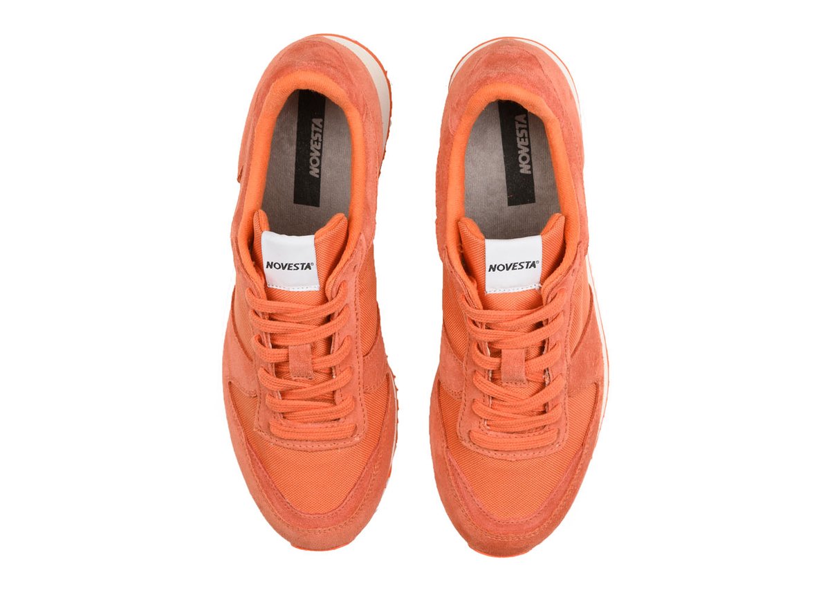 novesta_japan's tweet photo. ベーシックながら秋の雰囲気のMARATHON MANGO, CHOCOLATE. 20AWから展開のカラー。公式ストアにて展開中です。
MANGO
https://t.co/X2FzRVv7Tz
CHOCOLATE
https://t.co/9yIOju5jRs
#novesta #ノヴェスタ #ノベスタ #スロバキア #スロヴァキア #slovakia #kleinstein #クラインシュタイン https://t.co/L2DsOdzPyS