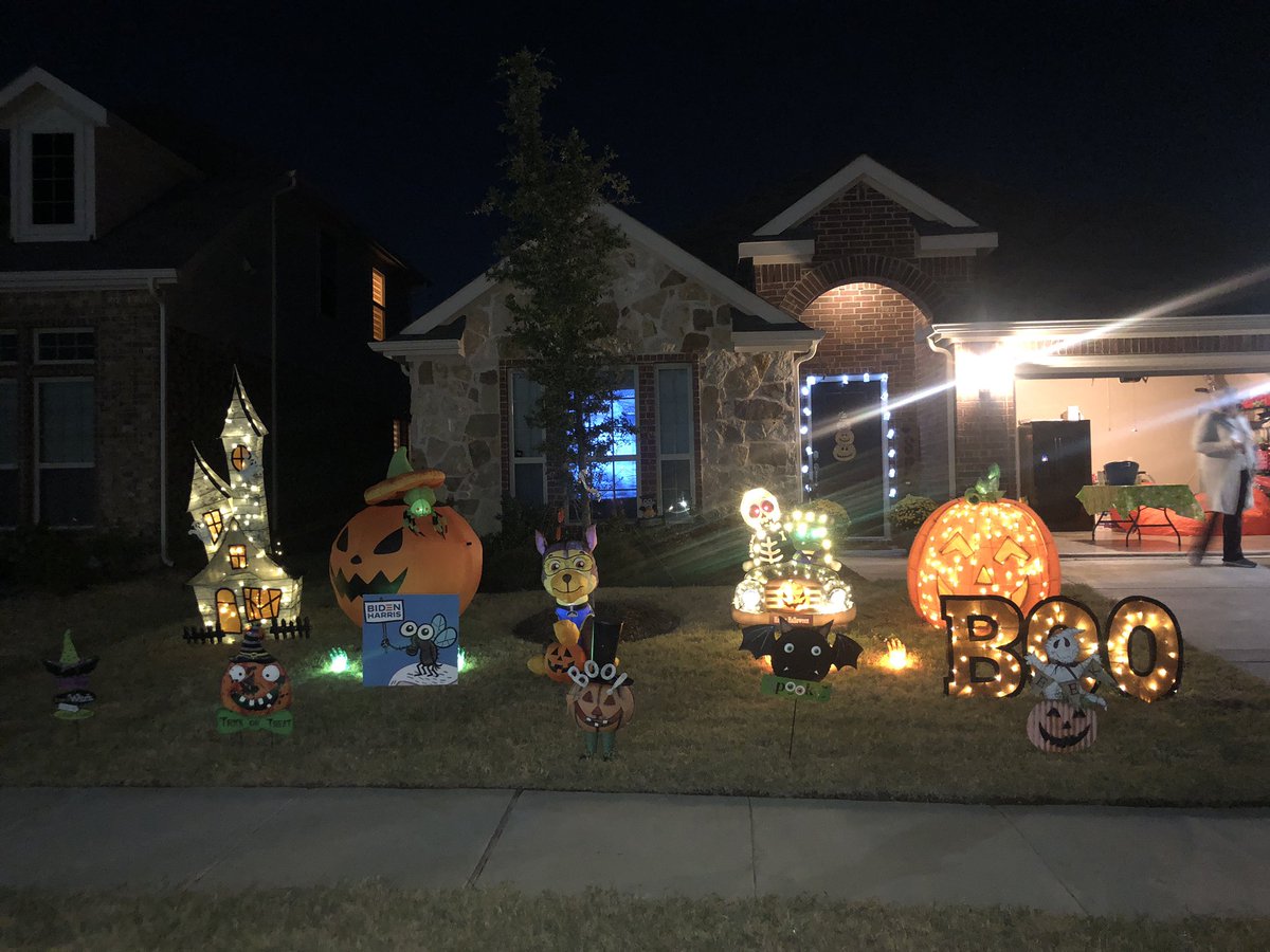 Michele Hearn tweet media