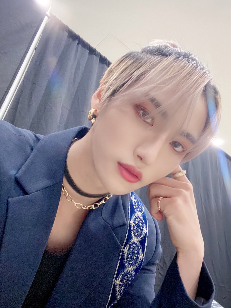 ATEEZofficial's tweet image. [#성화] Hello👋🏻
#ATEEZ #에이티즈