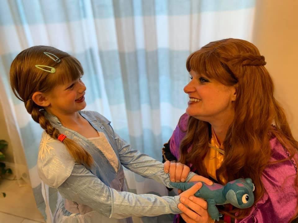 brigibeau1's tweet photo. @Disney Happy Halloween!  We’re all just Lost in the woooooooods! https://t.co/Fcf5wzebfq