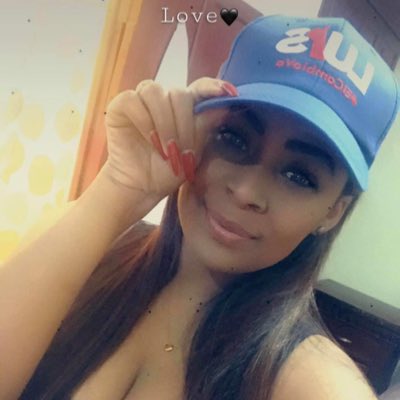 uribianny's tweet photo. #NuevaFotoDePerfil https://t.co/XaM8cIkcu3