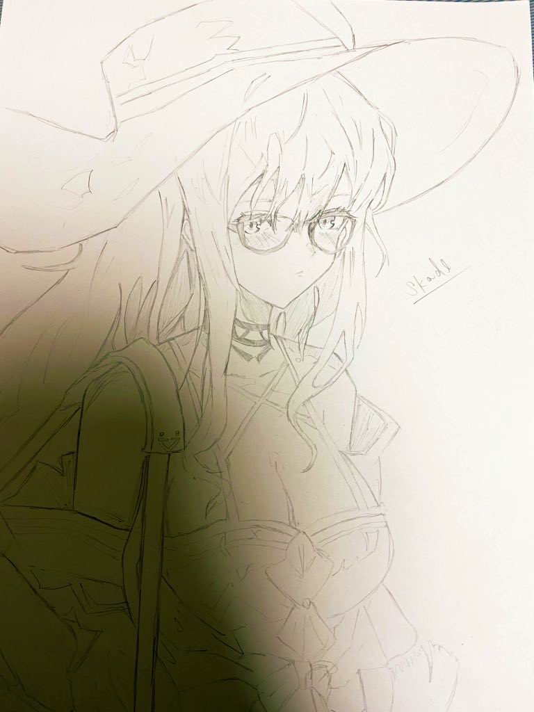 #みなさん去年の今頃はどんな絵描いてましたか 
やばwwwwww去年は描くことすらしてないので、最初の2枚が今年の8月ので後半2枚が10月の絵です。 