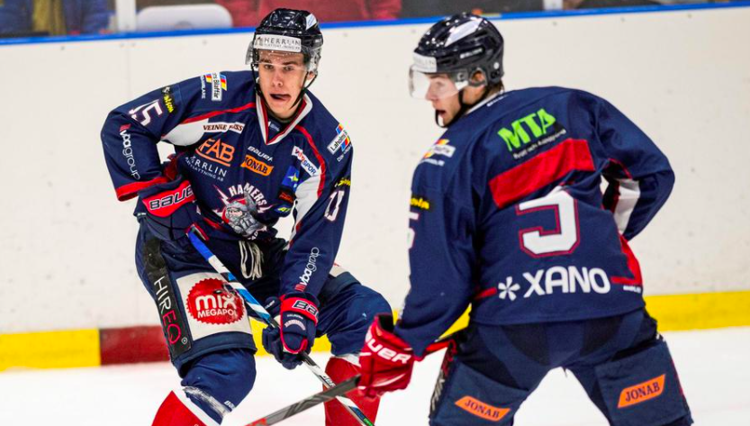 Inte möjlighet att vara på plats i Halmstad arena och se <a href="/HalmstadHammers/">Halmstad Hammers</a> ta emot <a href="/MorrumsGoISIK/">Mörrums GoIS IK</a>? Häng med oss på <a href="/HPsporten/">HPsporten</a> när vi liverapporterar från matchen!
hallandsposten.se/sport/ishockey…
<a href="/Hockeyettan_/">Hockeyettan</a> <a href="/hockeysverige/">Hockeysverige.se</a> #twittpuck #ishockey