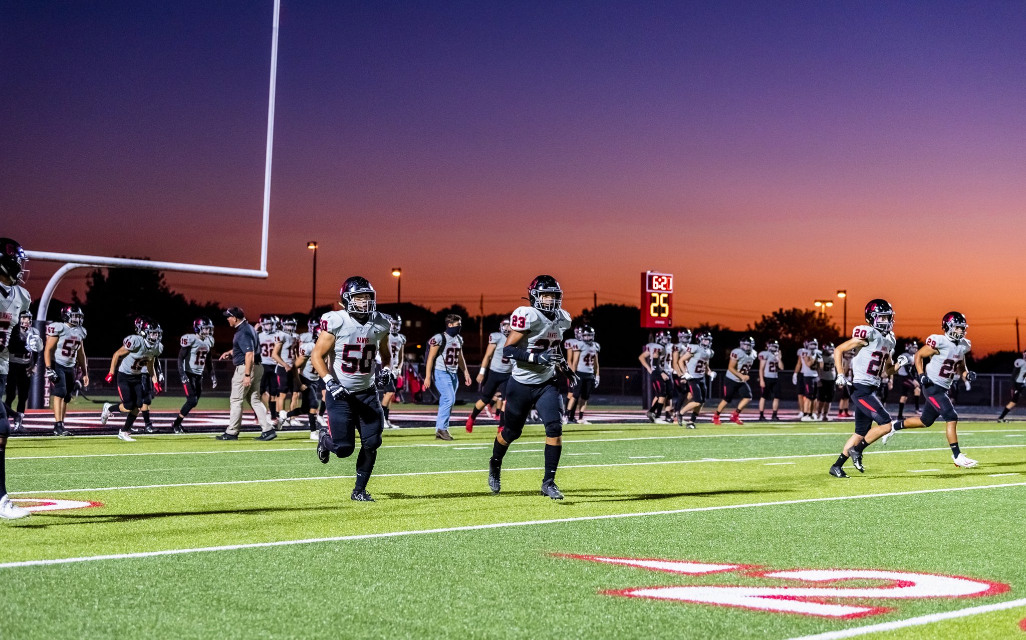 ElvxjDcX0AA6TLM?format=jpg&name=large