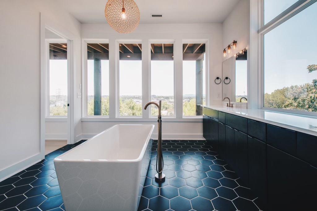 aerialdev's tweet image. Whether your #bathgoals include bath bombs, bath salts, bubble baths, or just plain water, we can all agree that this tub was made for a moment of pampering and relaxation.