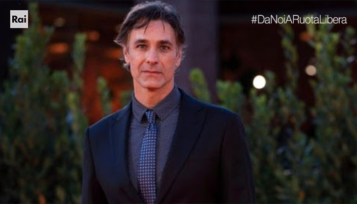 RaiUno's tweet photo. Con @francifialdini, #DaNoiARuotaLibera alle 17:20 su #Rai1
🔹 Ospiti di oggi: @homemadebybenny, #RaoulBova, #RaffaeleEsposito e #GianmarcoSaurino. https://t.co/GBpyhQfX0v