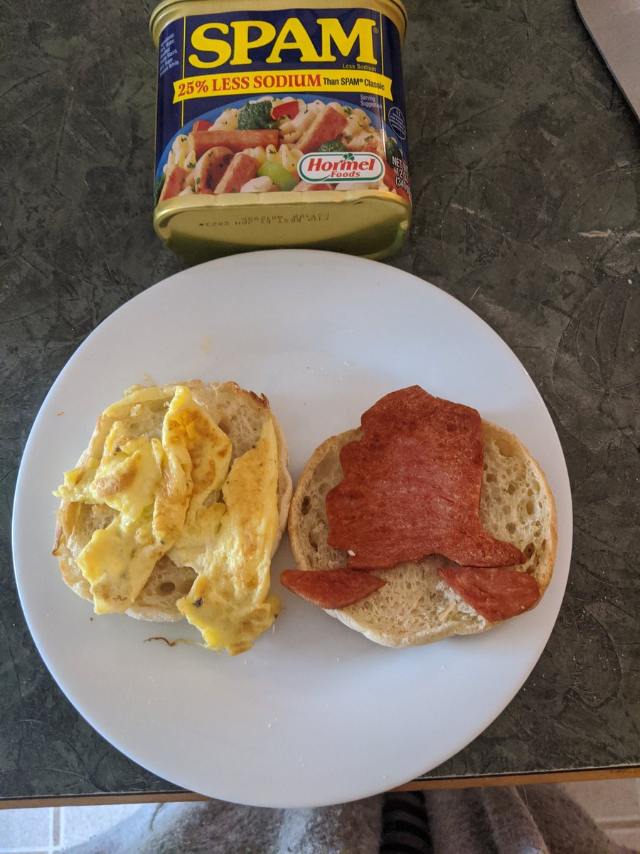 aubieroad's tweet image. This is how Alaskan we are.