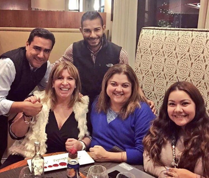 VengaLaAlegria's tweet image. En #VLA nos unimos a la pena que embarga a la familia del @programa_hoy. 

@MagdaProducer no sólo era una amiga, era una profesional que vivía cada minuto de su vida con una enorme pasión.

¡Descansa en paz querida Magda! 

Un abrazo enorme a su hija y toda su familia. 🙌🏻😢🕊📺